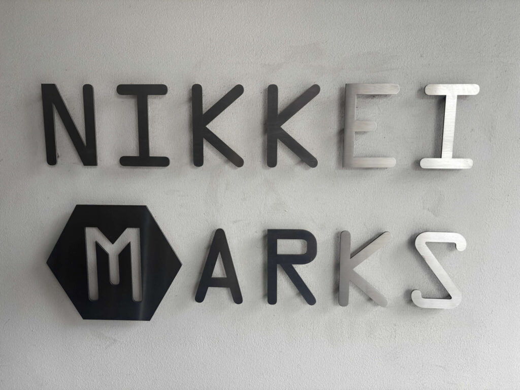 NIKKEI MARKS 東神奈川　入口